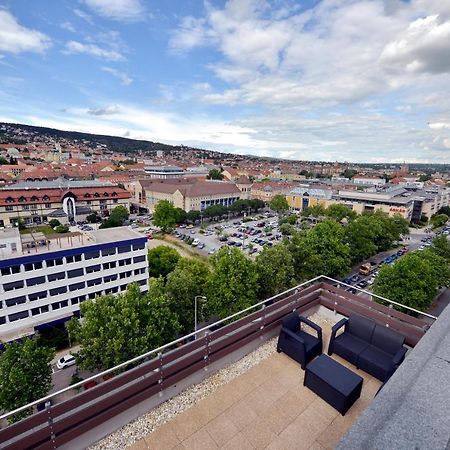 Panorama City Apartman Печ Екстер'єр фото