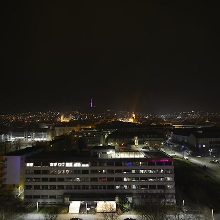 Panorama City Apartman Печ Екстер'єр фото