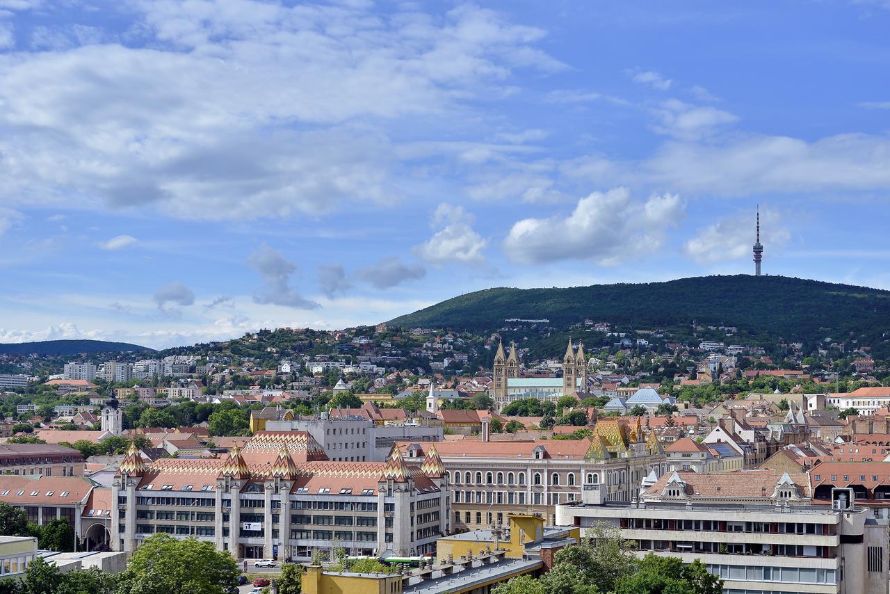 Panorama City Apartman Печ Екстер'єр фото